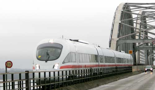 Fra mandag den 21. november kan man igen kører direkte med tog til Hamburg eller Berlin.