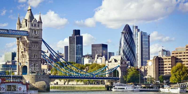 Tag toget til London